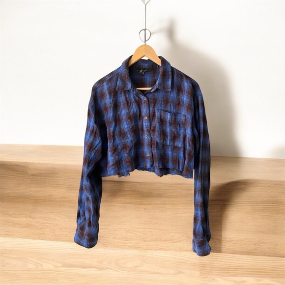 2/$30 Forever 21 Western Cropped Long Sleeve Plaid Button Up High Low Shirt Sz L - Picture 1 of 5